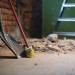  معدات التنظيف